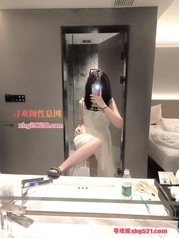 153028j21jik0c0h2i8fkv.jpg