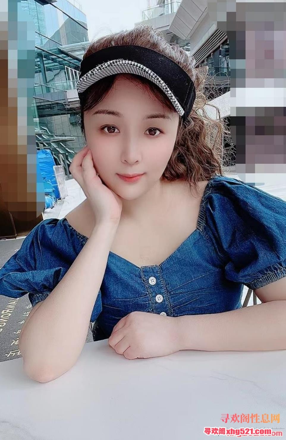 184155eivd61n18y6m044v.jpg
