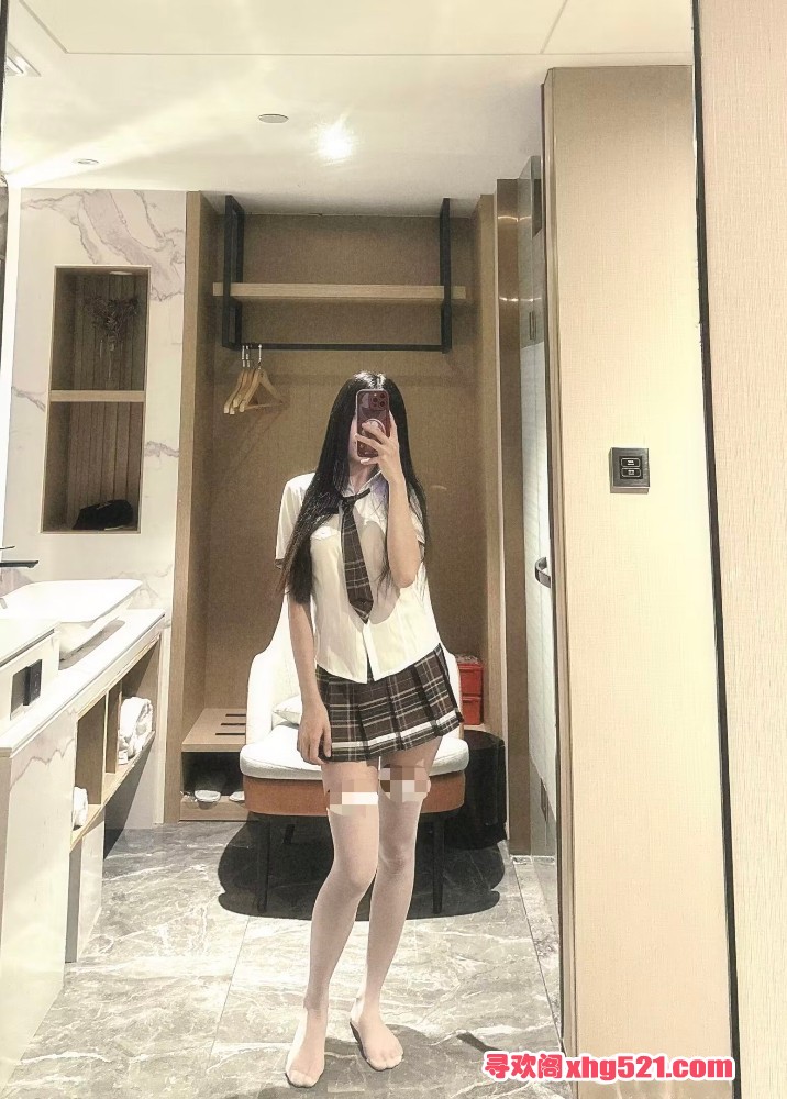 152509zd1y80xqwl1axwhx.jpg