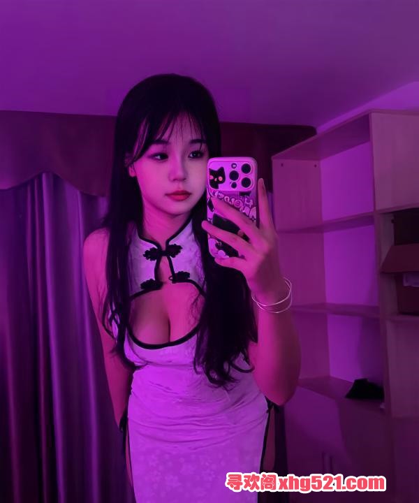 48dbeb4c-83c3-447f-a6d0-9af3aaa8d5f6.jpg