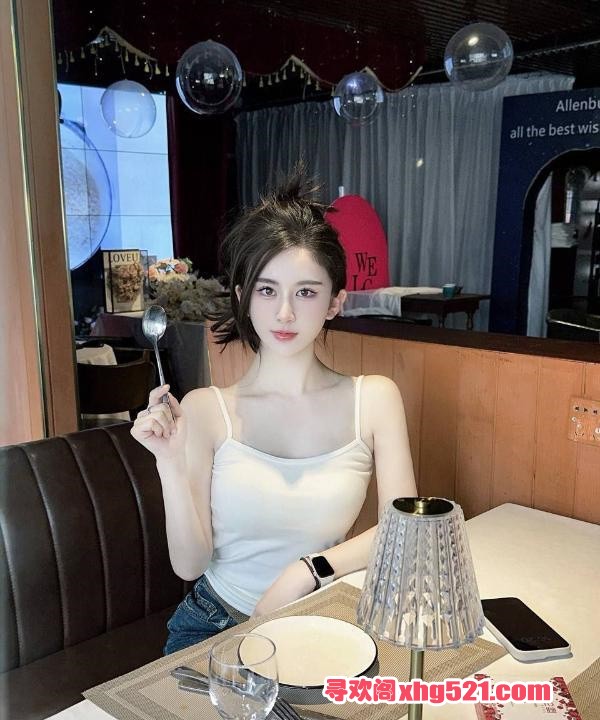 1e8d70f6-4f4d-4726-b3ac-e6deb568d460.jpg