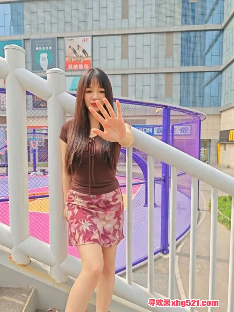 233042vu5qihtsyuiftov7.jpg